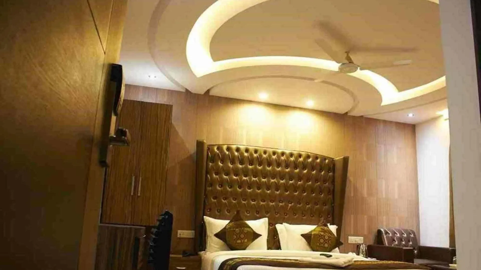 Hotel Waterfall Delhi  3*, Delhi (National Capital Territory of India) India