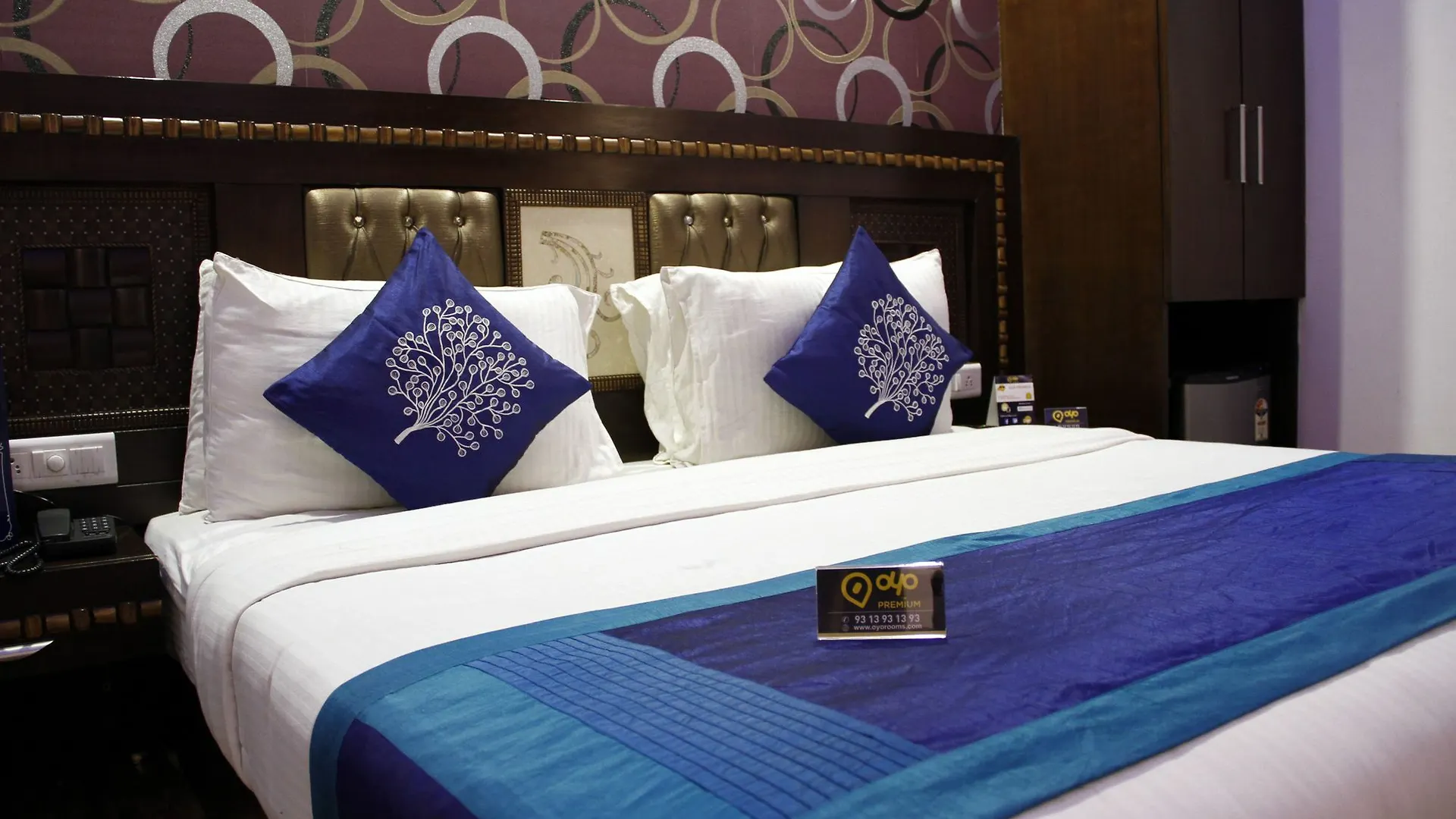 Hotel Waterfall Delhi  3*, Delhi (National Capital Territory of India)