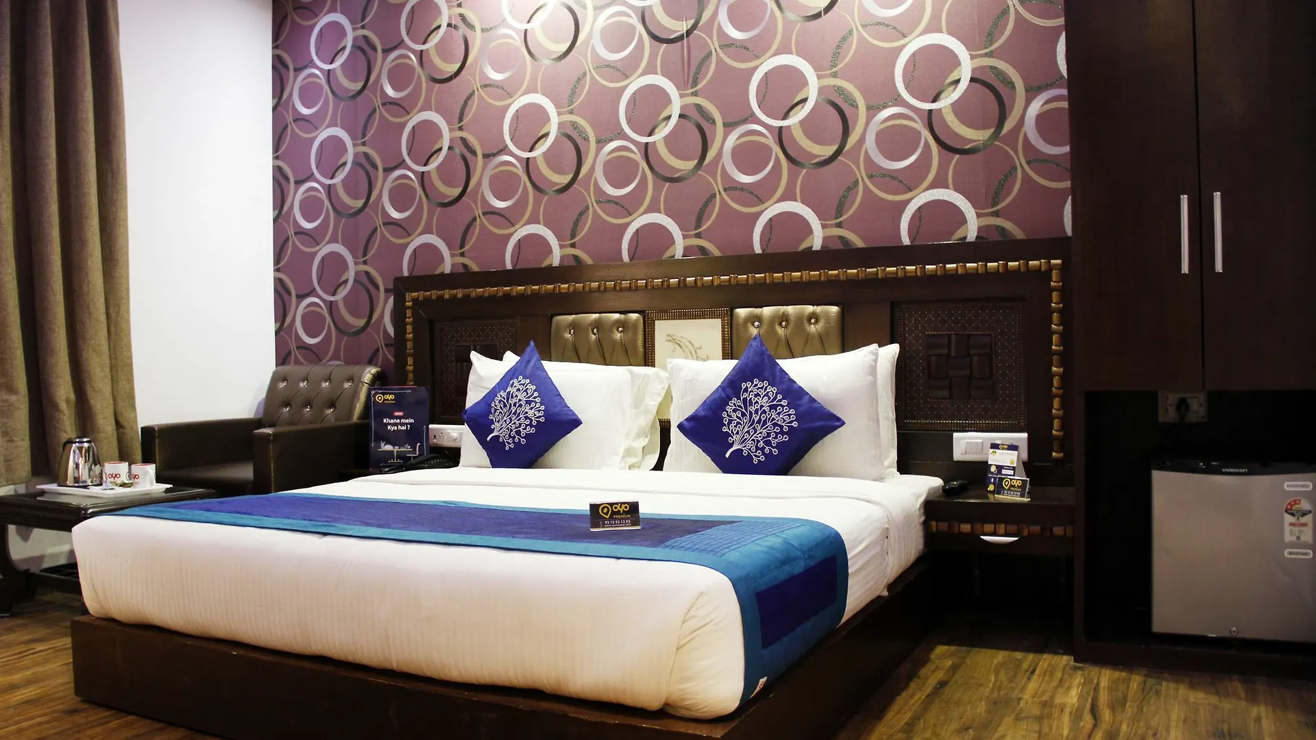Hotel Waterfall Delhi