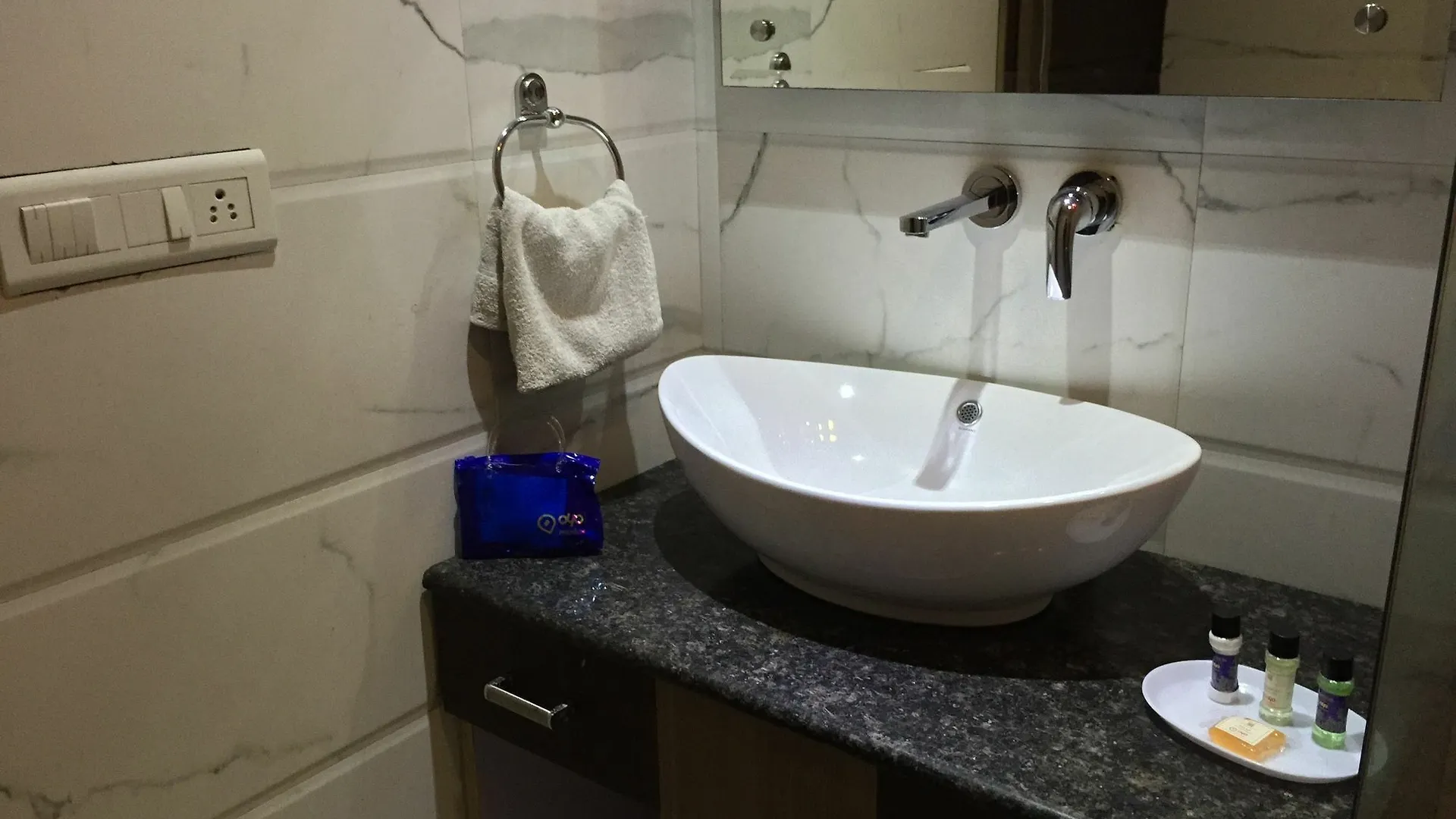 Hotel Waterfall Delhi  3*, Delhi (National Capital Territory of India) India